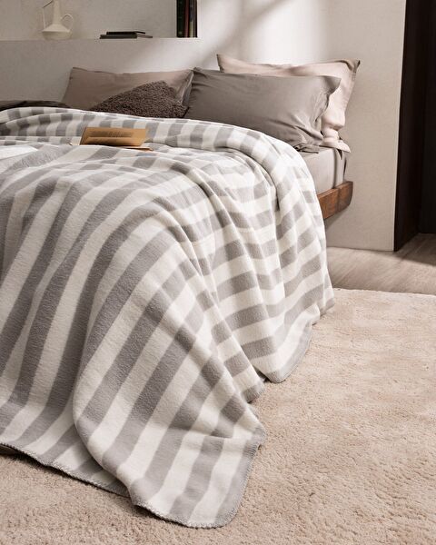 Parennes Cotton Jacquard Blanket - 2