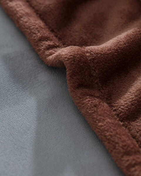 Breville Welsoft Fleece Printed TV Blanket - Orange - 3