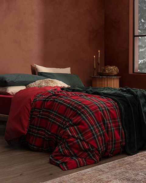 Andray Single Duvet Cover Set with Blanket - Green - 0