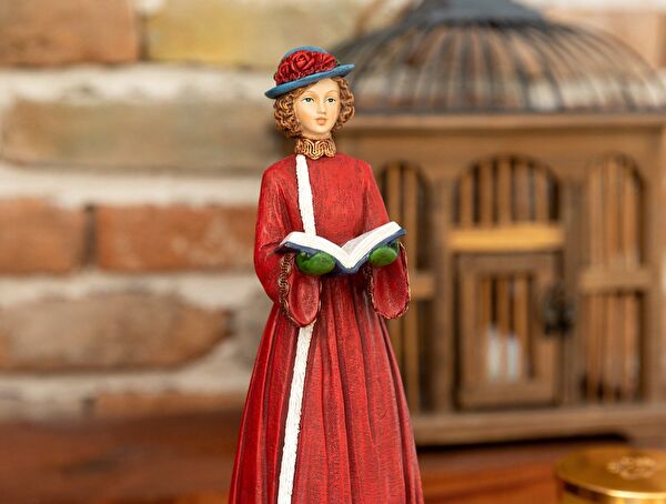 Carole Figurine - 2