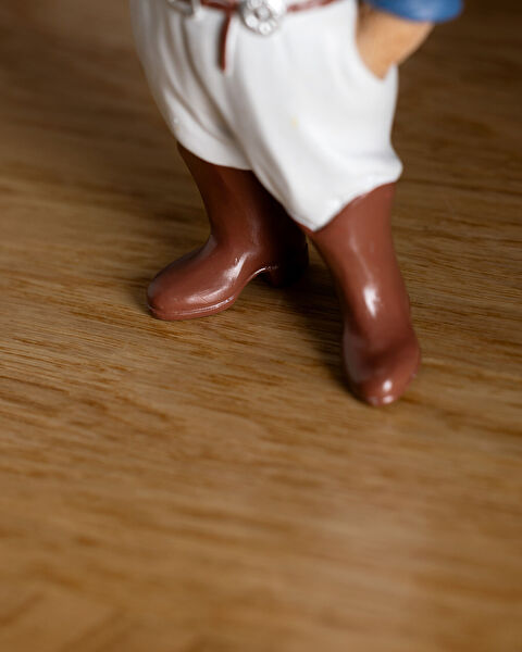 Emma Figurine - Navy Blue/Grey - 3