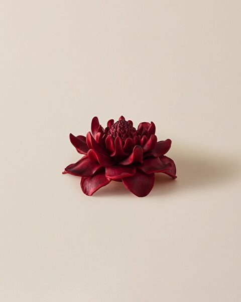 Petal Figurine - Red - 0