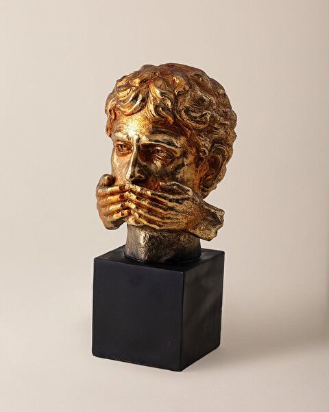 Emma Figurine - Gold - 1