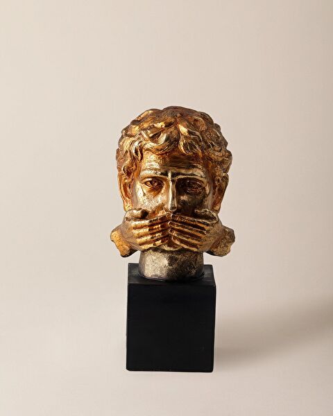 Emma Figurine - Gold - 0