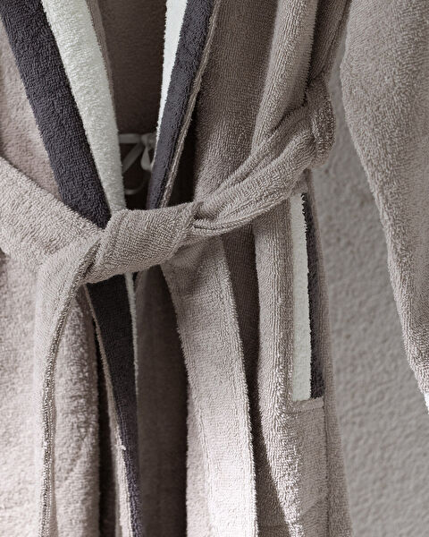 Raina Women's Bathrobe - 2