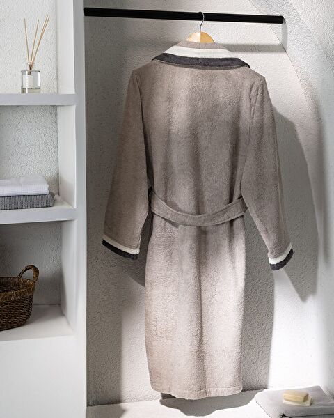 Raina Women's Bathrobe - 1