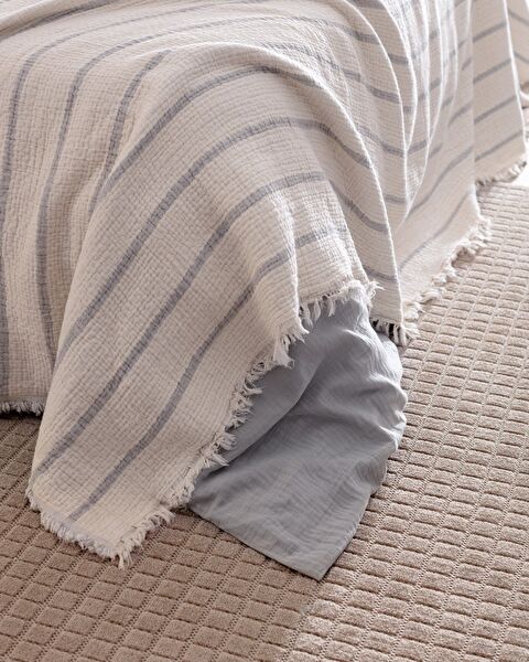 Marguerite 8 Piece Dowry Set - Grey/Ecru - 2