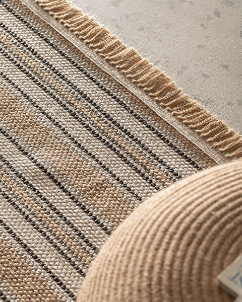 Laila Carpet - Beige/Ecru - 155x220 cm - 6