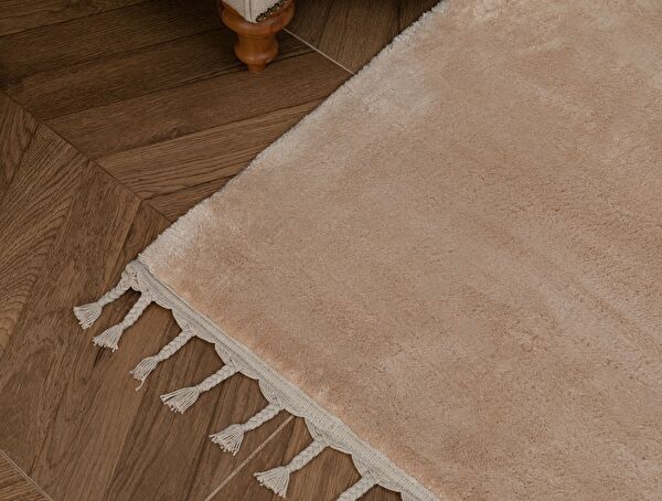 Carol Fringe Carpet - 1