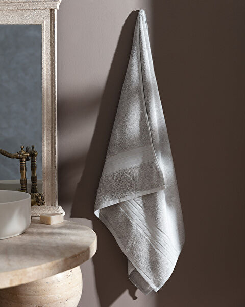 Martha Banyo Havlusu (TENCEL:trade_mark:) - Açık Gri - 80x150 cm - 0