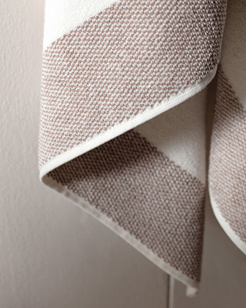 منشفة الوجه عدن - 3