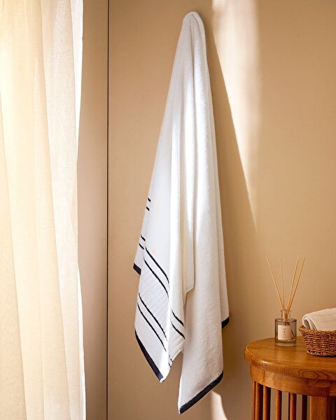 Martin Bath Towel - 0