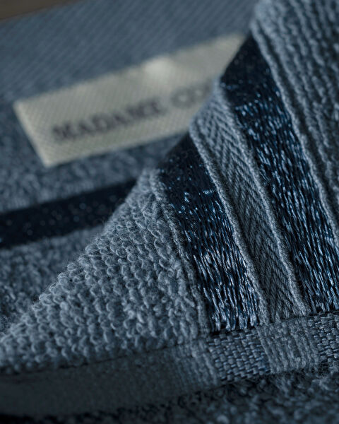 مجموعة ماينور بوردر فلوش مكونة من منشفتي يد - 4