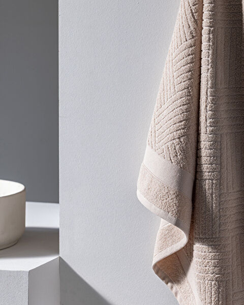 Etienne Bath Towel - 1