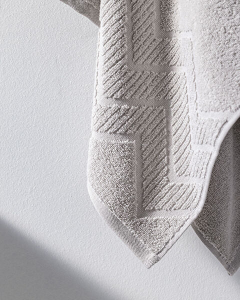 Sabine Bath Towel - 2