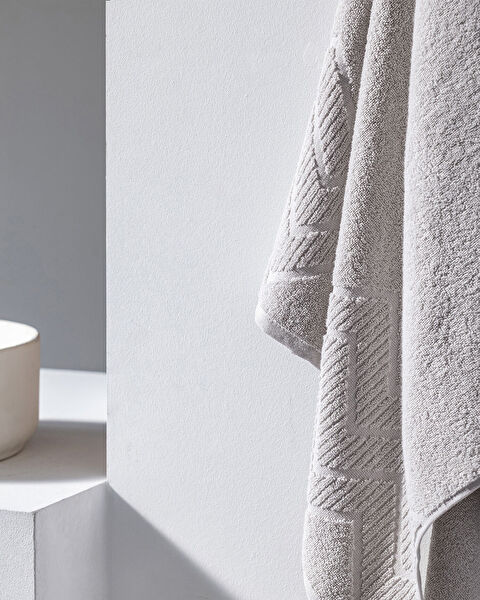 Sabine Bath Towel - 1