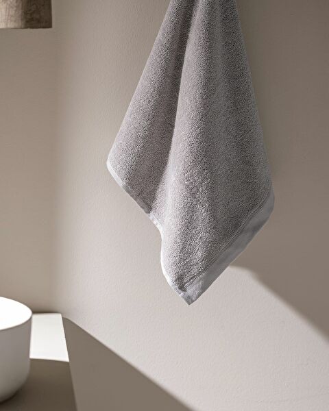 Avelia Face Towel - 2