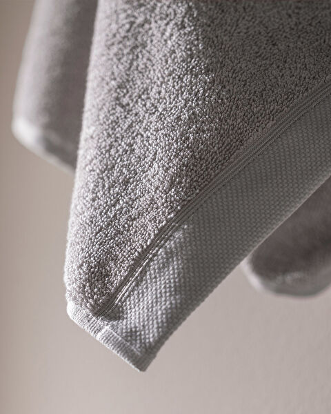 Avelia Face Towel - 3