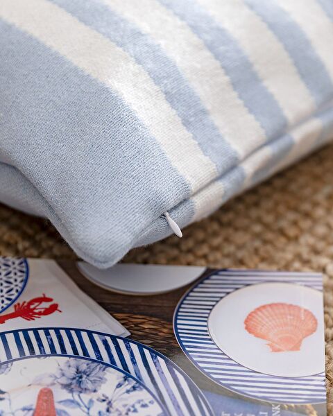 Roses Throw Pillow Case - 1