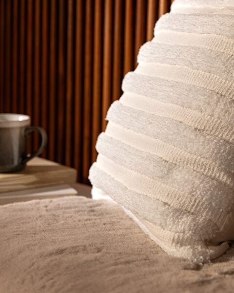 Bourgogne Cushion Cover - 2