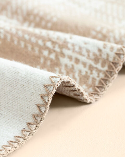 Grasse Fringed Woven Rug - 4