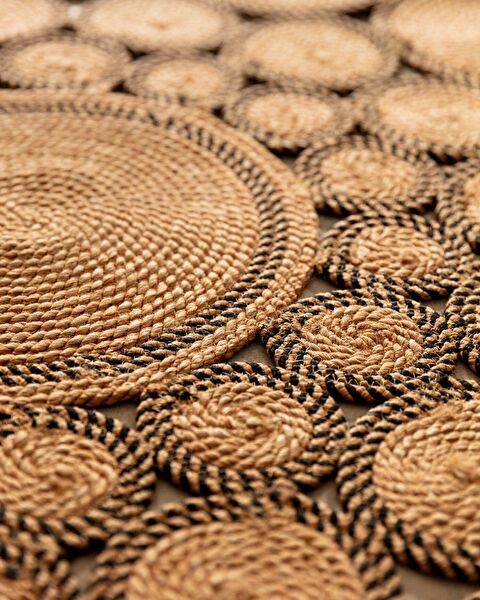 Alsace Round Pieced Rug - Natural/Black - 120 cm - 1