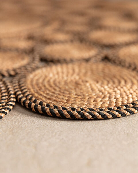 Alsace Round Pieced Rug - Natural/Black - 120 cm - 5