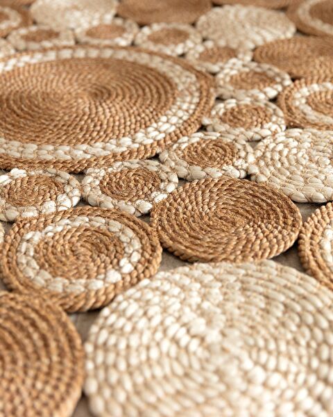 Alsace Round Pinned Rug - 1
