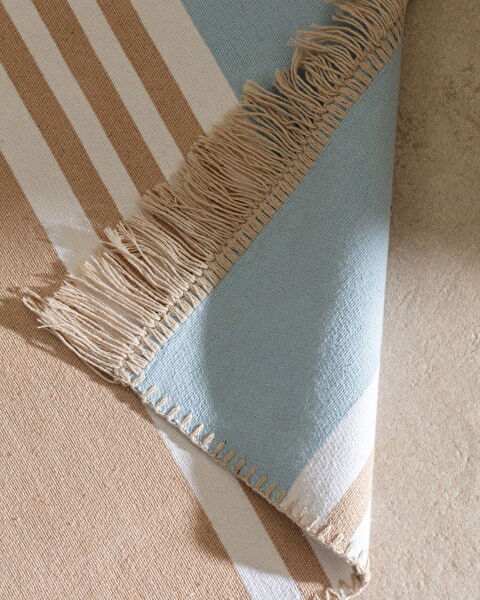 Chagnon Fringed Woven Rug - 2