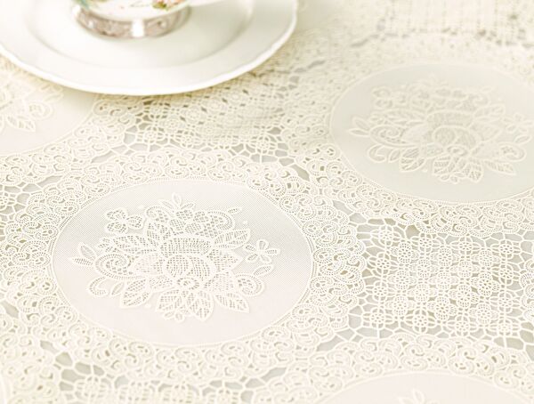 روني مفرش المائدة البلاستيكية - 1