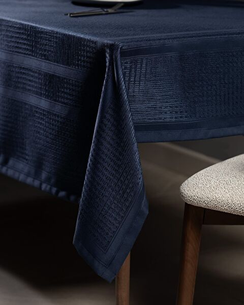 Clarice Table Cloth - 3