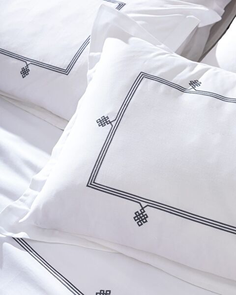 Lilas doppelt besticktes Bettbezug-Set – Satin - 3