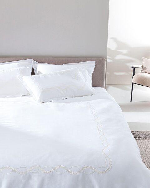 طقم غطاء لحاف مطرز مزدوج مارغريت - ساتان - 0