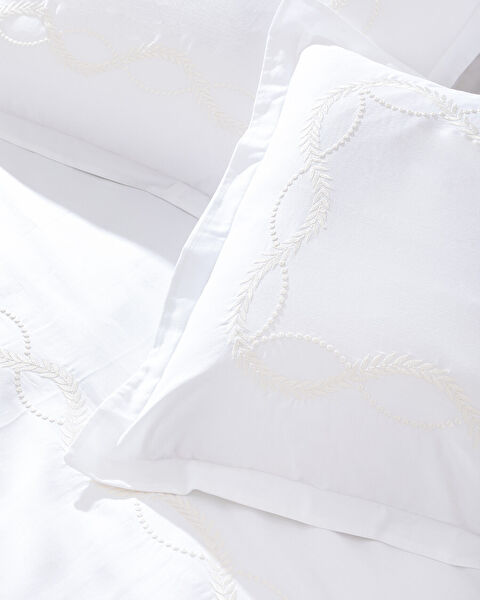 طقم غطاء لحاف مطرز مزدوج مارغريت - ساتان - 3