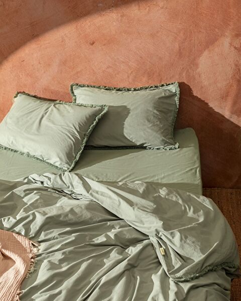 Sona Double Tassel Duvet Cover Set - 1