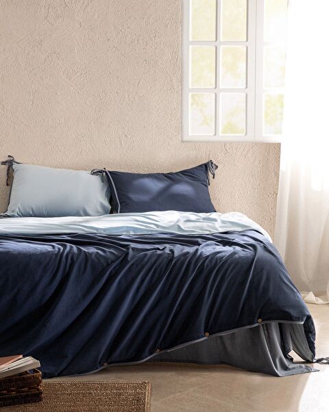 Aimon Double Size Tied Duvet Cover Set - 0