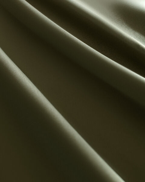 طقم غطاء لحاف من الساتان المطبوع المزدوج من Dennie - 7