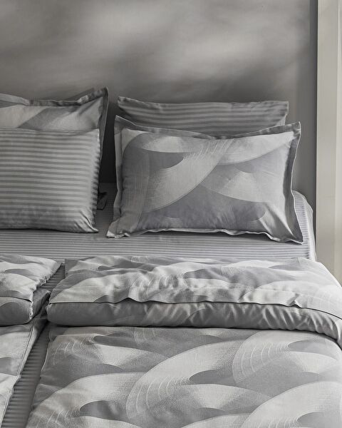 طقم غطاء لحاف جاكار ساتان مقاس عائلي من أورلي - 1