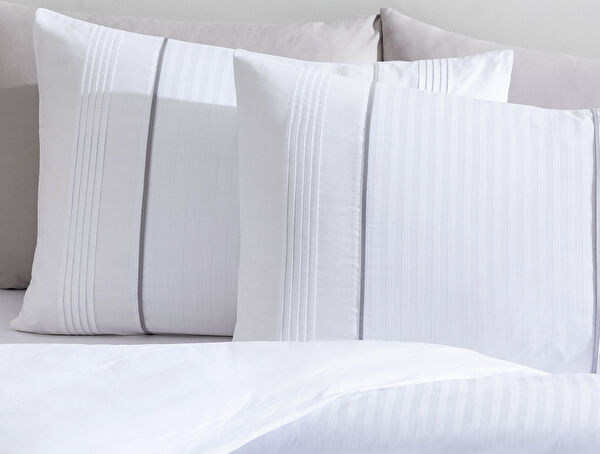 Mousse King Size Ribbed Duvet Cover Set - White - 3