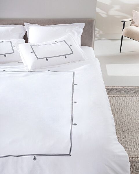 Lilas King Size Embroidered Duvet Cover Set - Satin - 1