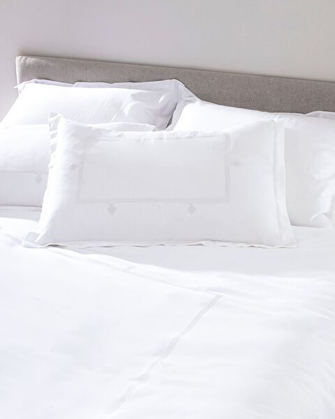 طقم غطاء لحاف مطرز مقاس كينغ من ليلاس - ساتان - 2