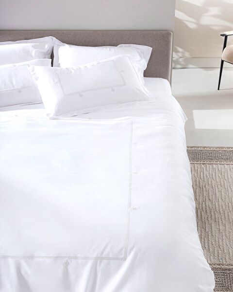 طقم غطاء لحاف مطرز مقاس كينغ من ليلاس - ساتان - 0