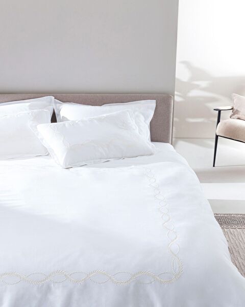 Marguerite King-Size-Bettbezug-Set mit Stickerei – Satin - 0