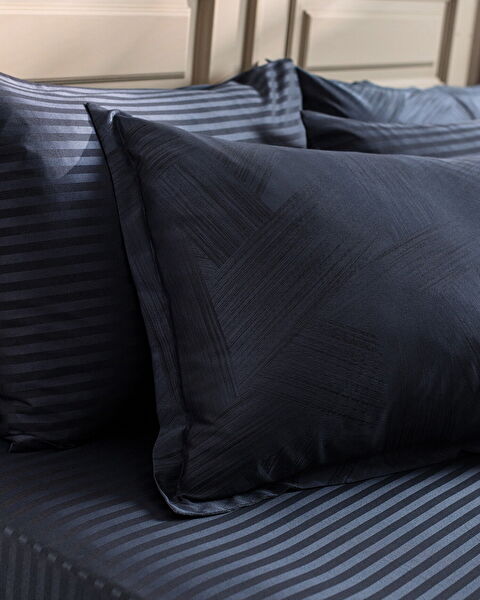 Parure de lit Dreux King Size en satin jacquard - 1