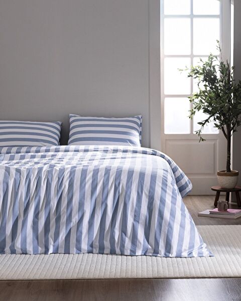 مجموعة غطاء لحاف مطبوع بحجم كينغ من أفينيون رانفورس - 0