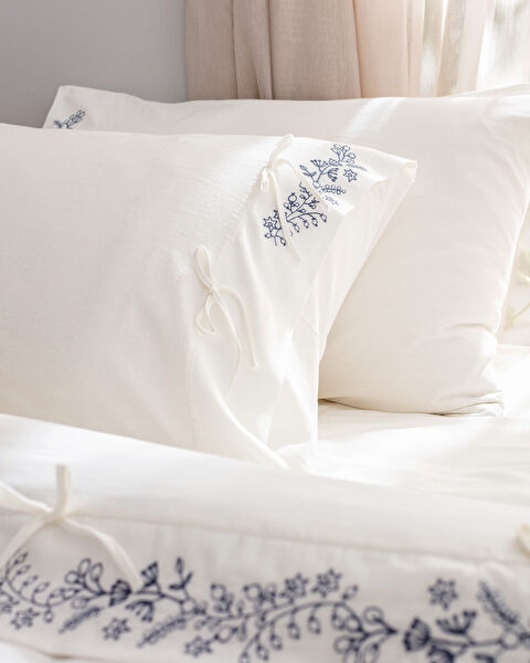 Parure de lit King Size 100 % coton avec housse de couette nouée - Écru/Bleu marine - 3