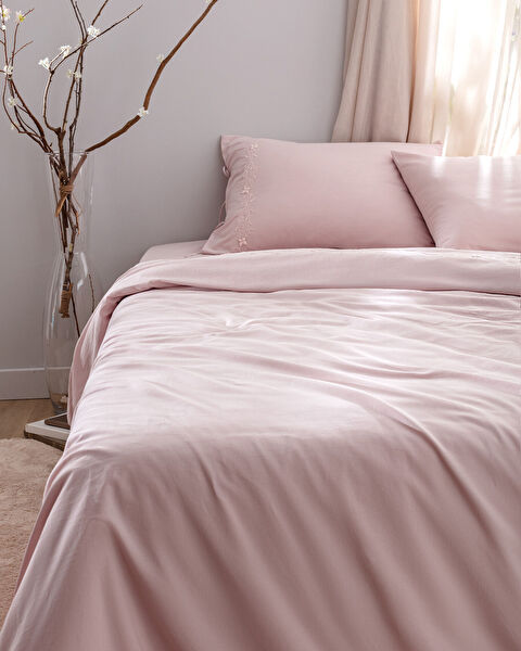 Ensemble de housse de couette brodée 100 % coton King Size Loris - Poudre - 1