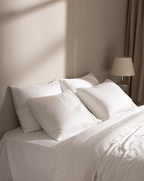 Marion Kıng Sıze Embroıdery Satın Duvet Cover Set - 1