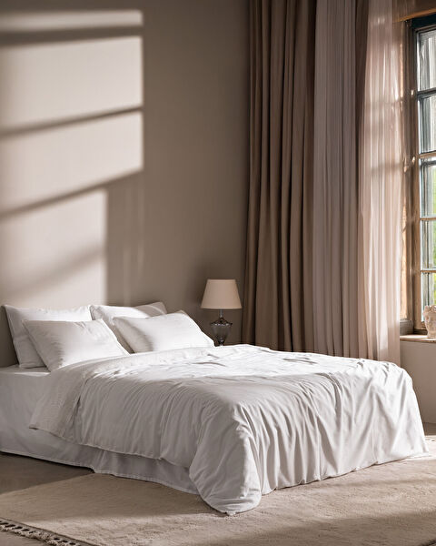 Marion Kıng Sıze Embroıdery Satın Duvet Cover Set - 0