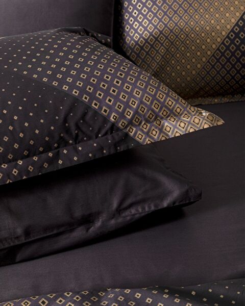 Aleon King Size  Luxury Satin Duvet Cover Set - 5
